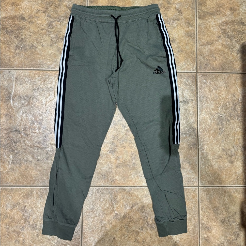 Adidas 3-Stripe Green Joggers
